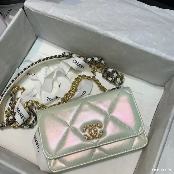 Firstbag Ru WALLET CHAIN CHANEL19 ON 0519